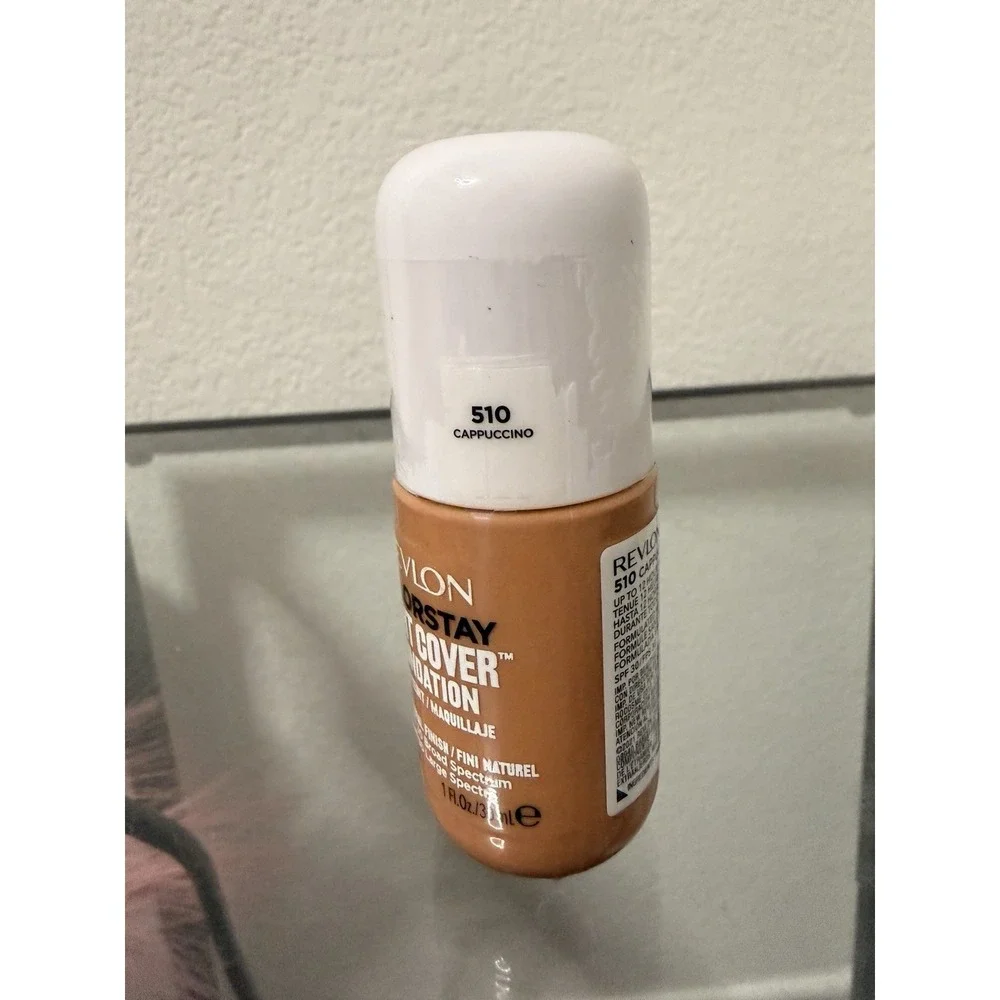 Revlon ColorStay‎ Light Cover Liquid Foundation SPF30, 440 Caramel Sealed
